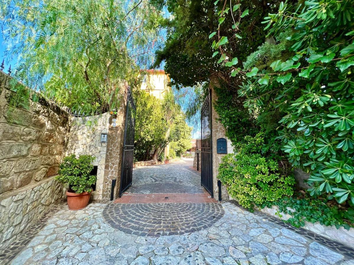 Villa Talia Carini Exteriör bild
