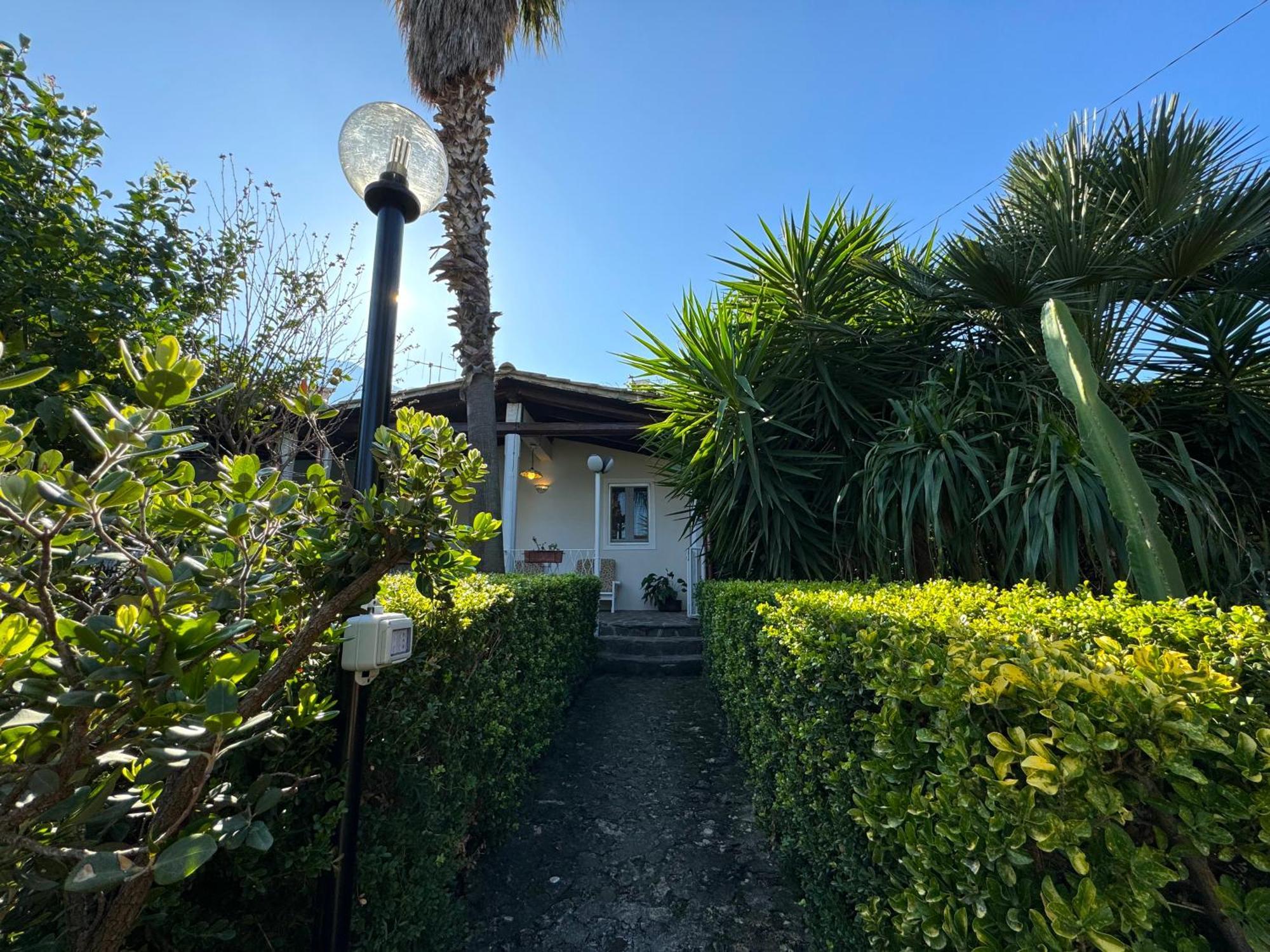 Villa Talia Carini Exteriör bild
